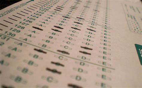 colleges dropping multiple choice tests|colleges that dropped the sat.